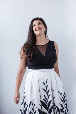 dana-varga-soprano